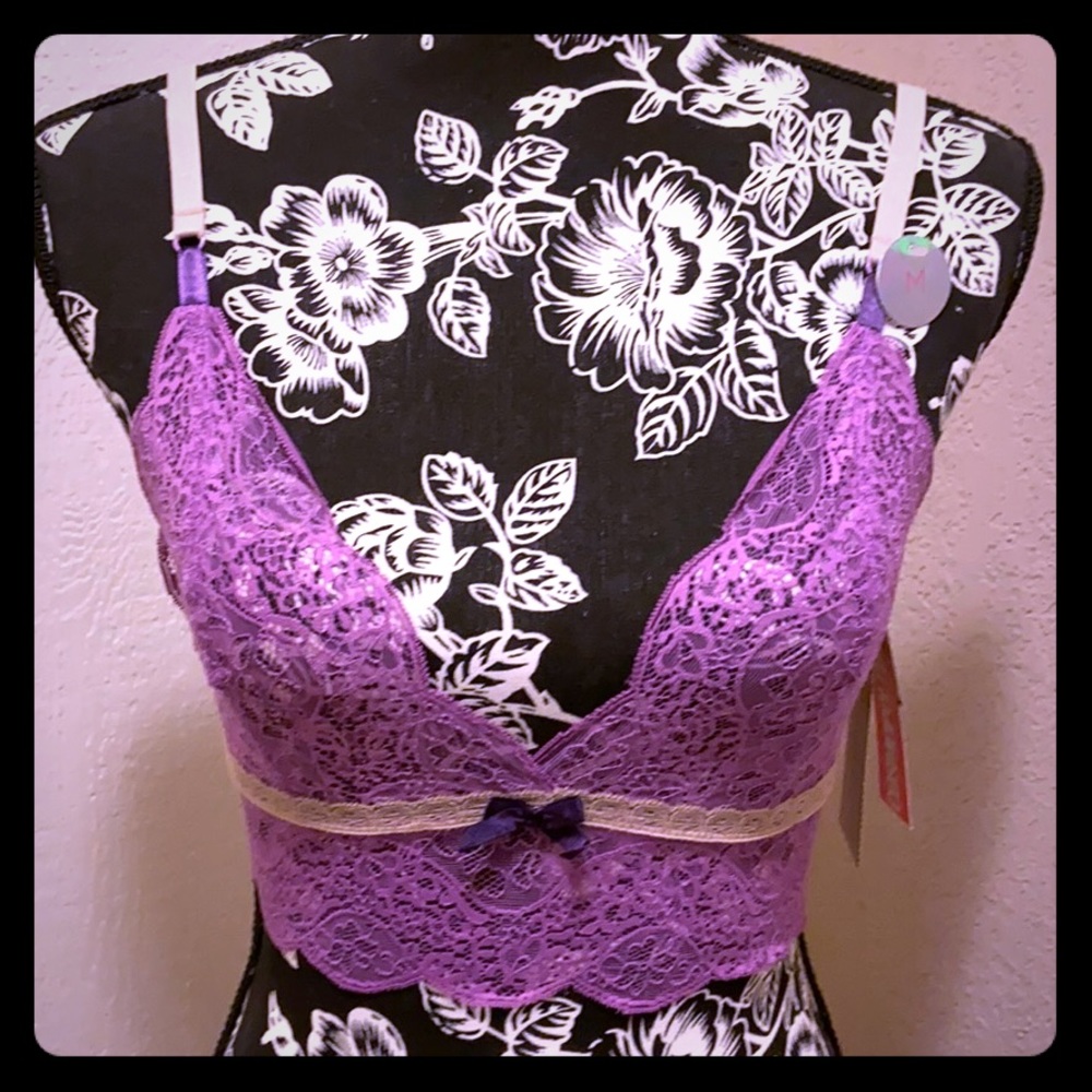 NWT Cosmopolitan bralette